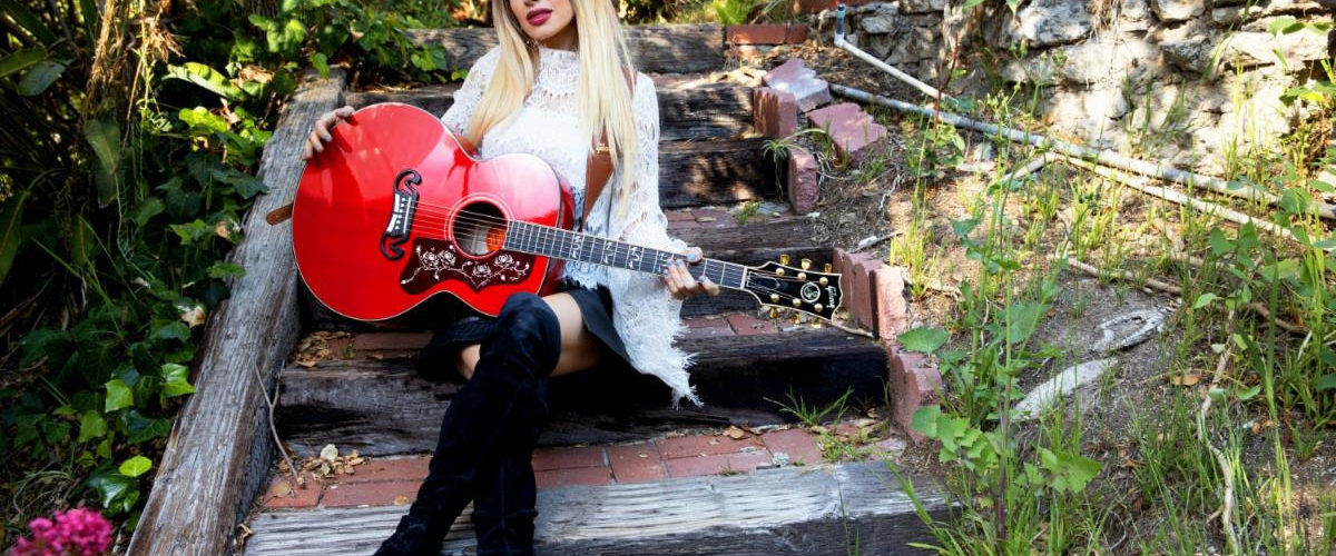 ORIANTHI : Nouveau modèle Signature chez GIBSON