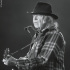 NEIL YOUNG VOIT ROUGE