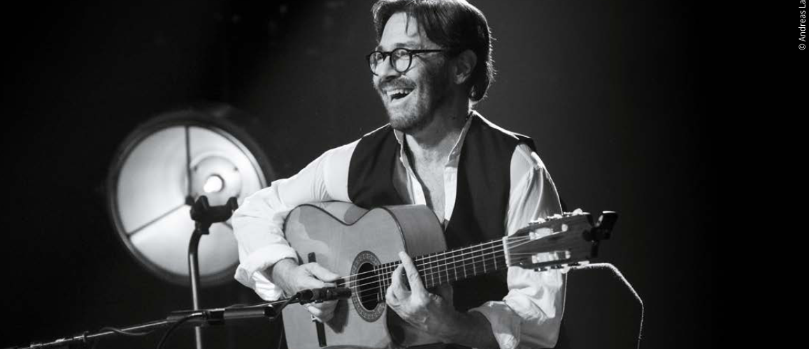 AL DI MEOLA RENOUERAIT AVEC L’ART DU TRIO ACOUSTIQUE