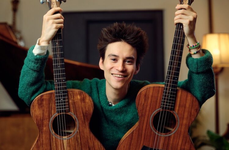 TAYLOR JACOB COLLIER